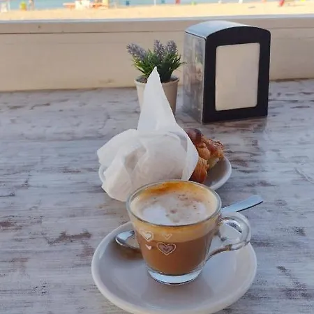 Spiaggetta Lido Marini